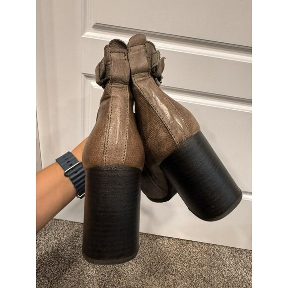 Miz Mooz Brown Leather Ankle Boots Buckle Size 38 EUC - Picture 4 of 7